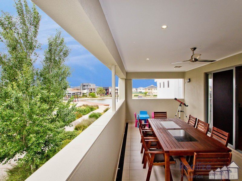 34 Mowbray Street, Mawson Lakes SA 5095