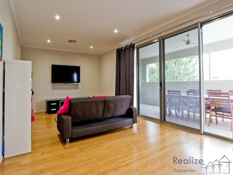 34 Mowbray Street, Mawson Lakes SA 5095