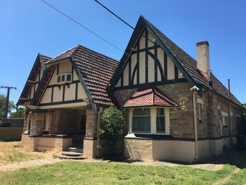 13 Crozier Terrace, Oaklands Park SA 5046