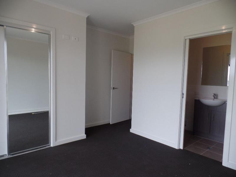 14B Ellis Lane, Mawson Lakes SA 5095