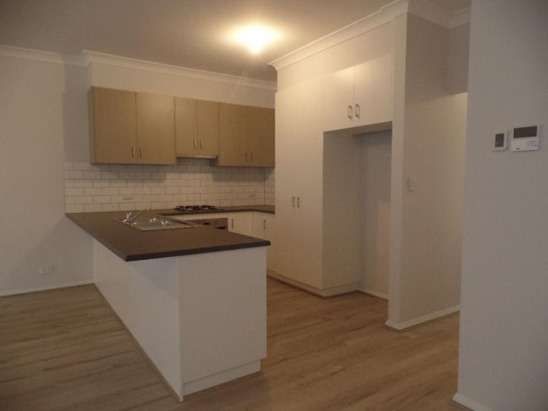 1/11 Minna Terrace, Semaphore Park SA 5019