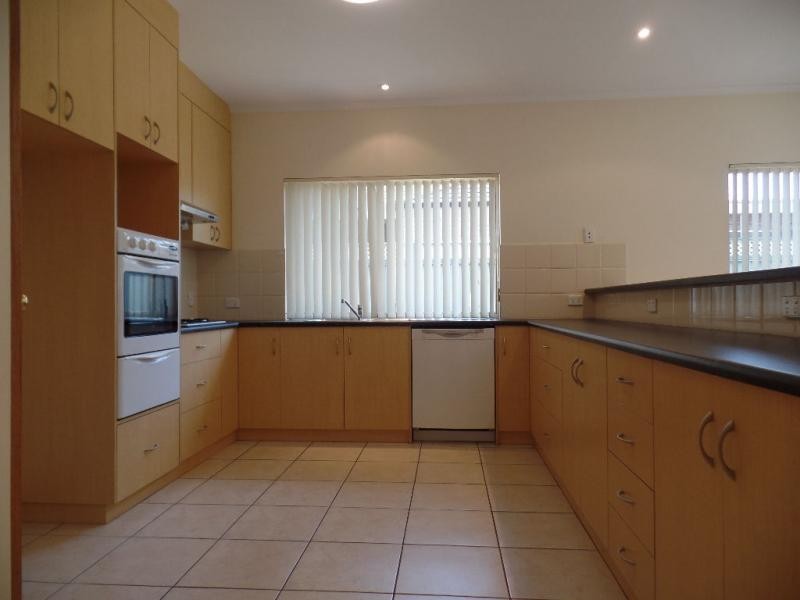 63 Windermere Crescent, Mawson Lakes SA 5095