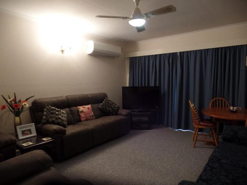 5 Hilltop Avenue, Ridgehaven SA 5097