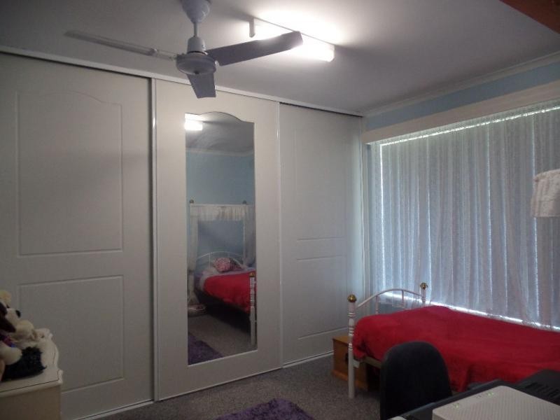 5 Hilltop Avenue, Ridgehaven SA 5097