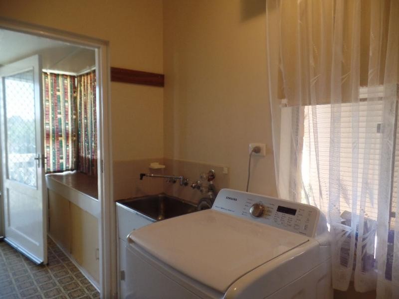 5 Hilltop Avenue, Ridgehaven SA 5097