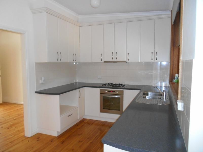 8 Frances Avenue, Para Hills SA 5096