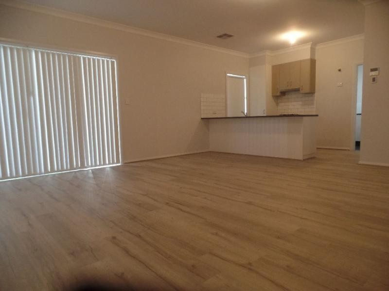 3/11 Minna Terrace, Semaphore Park SA 5019