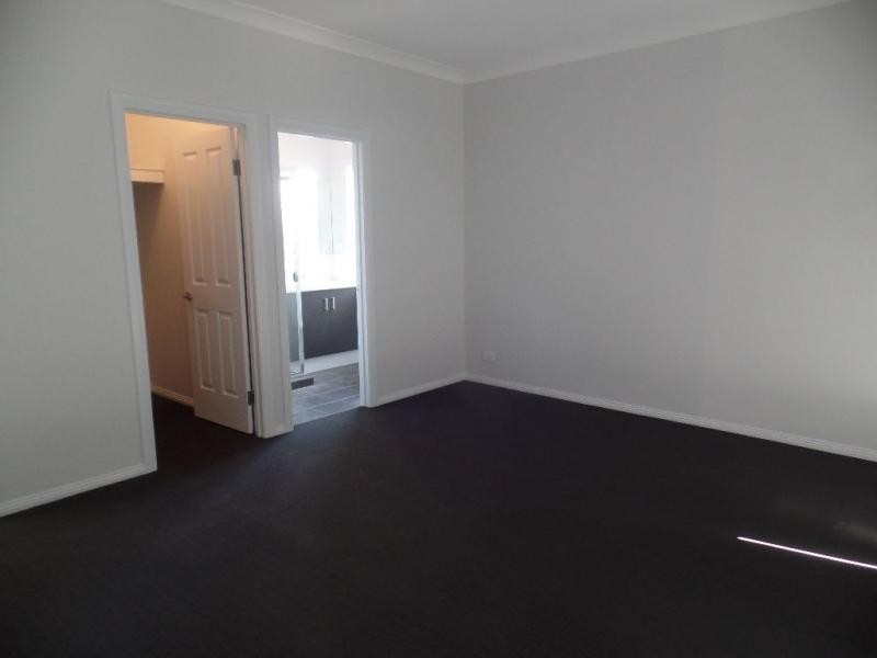 3/11 Minna Terrace, Semaphore Park SA 5019