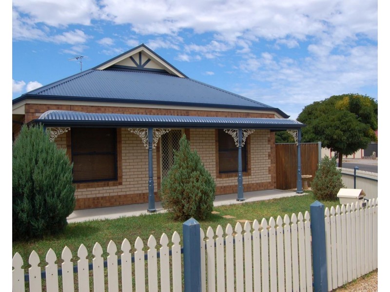 1 Logan Street, Mawson Lakes SA 5095