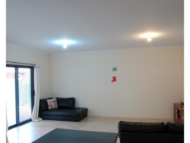 1 Logan Street, Mawson Lakes SA 5095