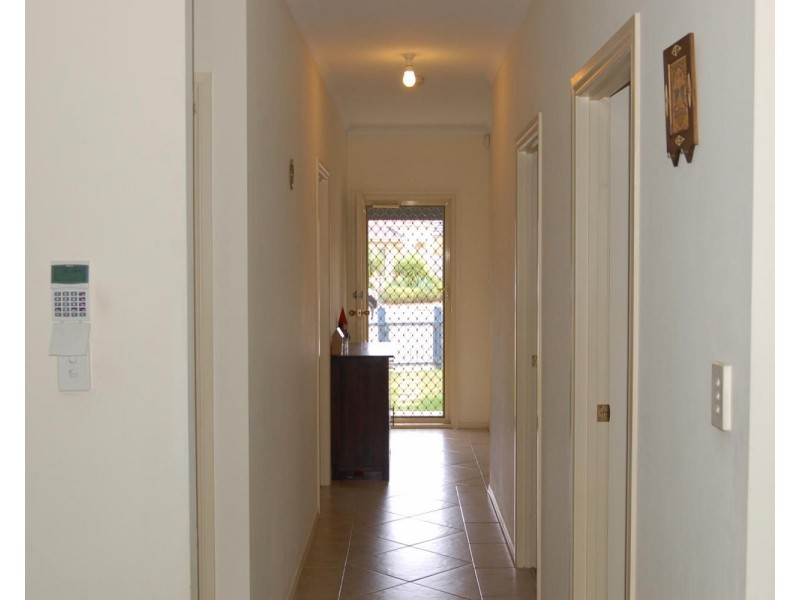 1 Logan Street, Mawson Lakes SA 5095