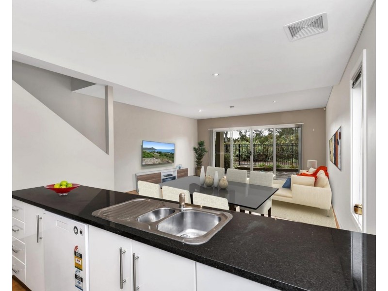 8/35 Warehouse Lane, Mawson Lakes SA 5095