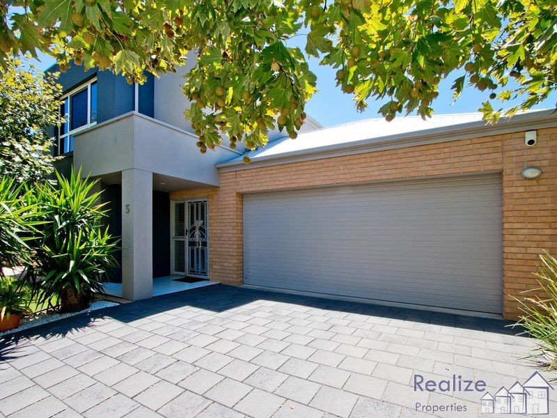 5/32 The Walk, Mawson Lakes SA 5095