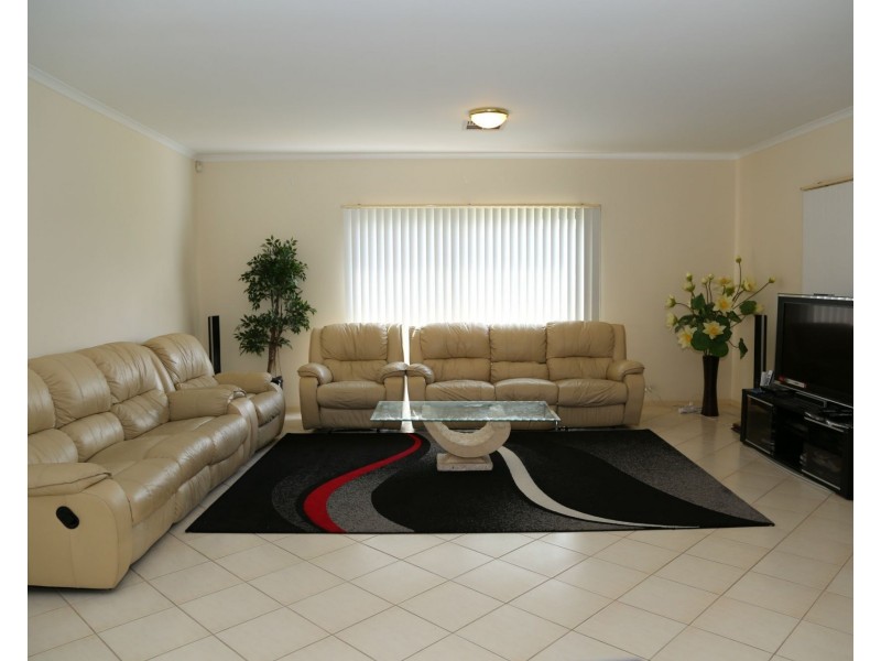 31 Lord Howe Crescent, Mawson Lakes SA 5095