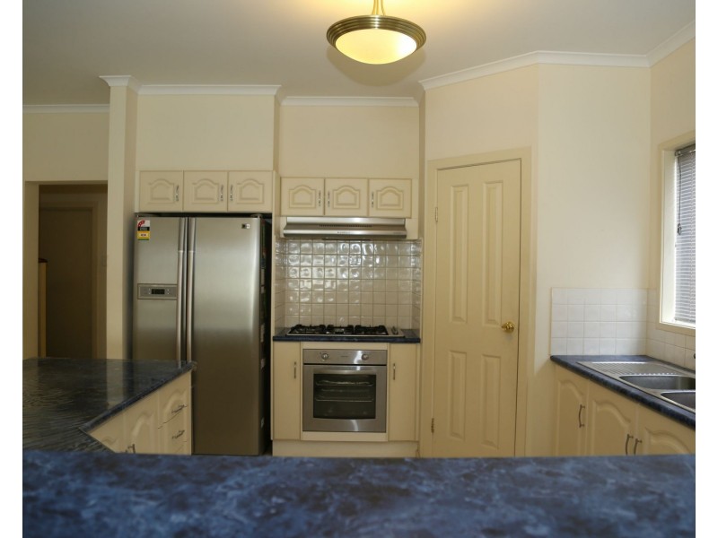 31 Lord Howe Crescent, Mawson Lakes SA 5095