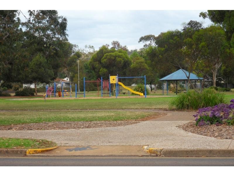 19 Mahood Street, Elizabeth Grove SA 5112