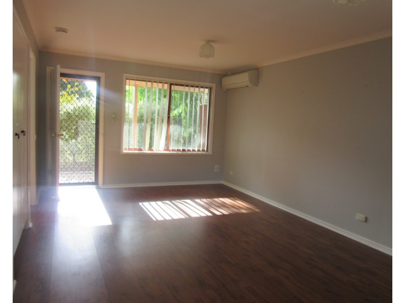 8 Tullamore Court, Greenwith SA 5125
