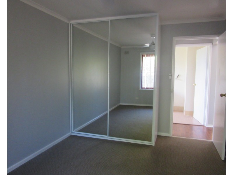 8 Tullamore Court, Greenwith SA 5125