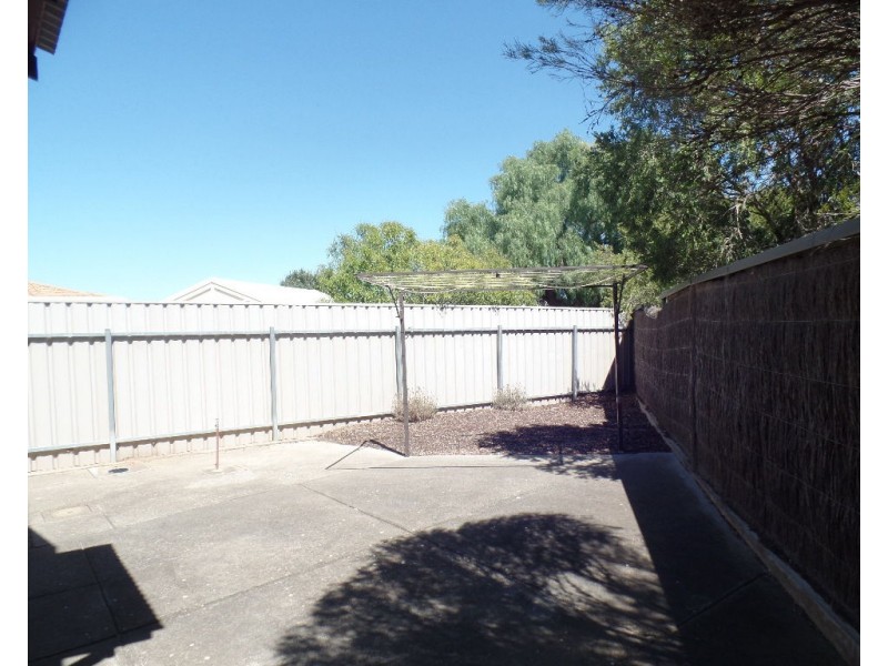 8 Tullamore Court, Greenwith SA 5125