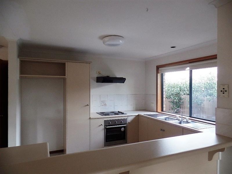 11 Minor Court, Salisbury Heights SA 5109