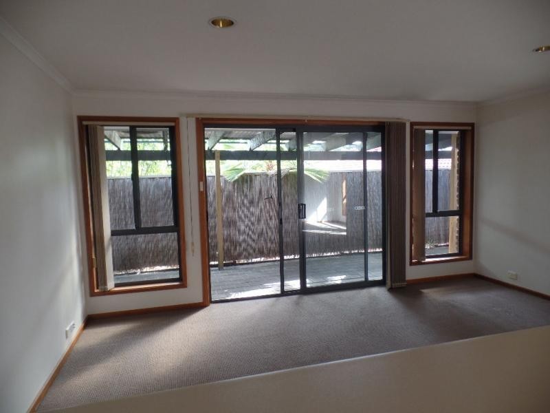 11 Minor Court, Salisbury Heights SA 5109