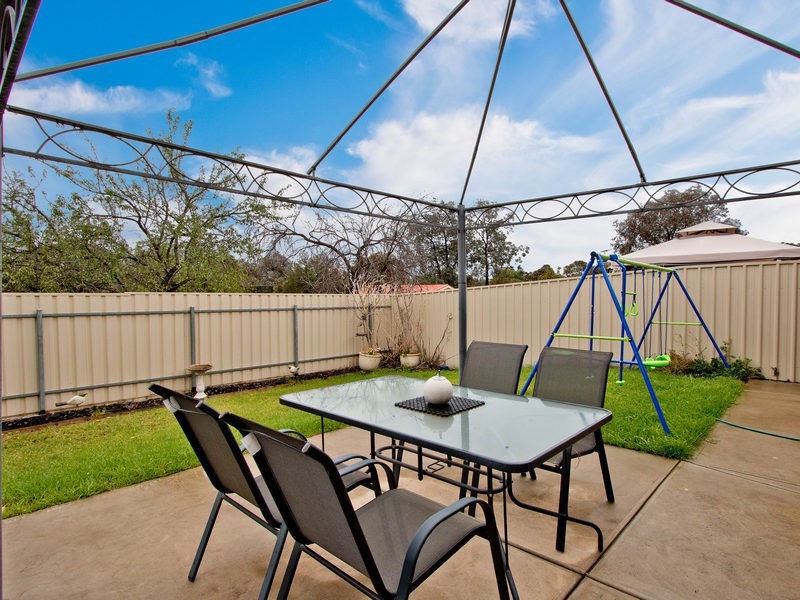 2/40 Hazel Road, Salisbury East SA 5109