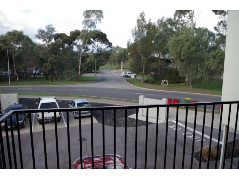 23/8 Fourth Avenue, Mawson Lakes SA 5095