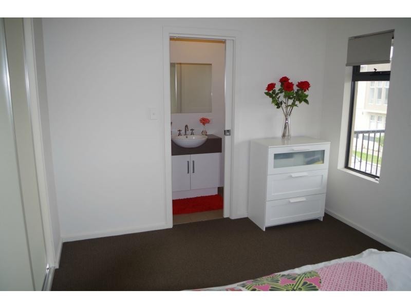 1/60 Augustine Street, Mawson Lakes SA 5095