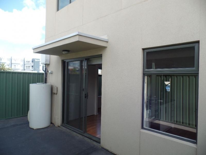 1/60 Augustine Street, Mawson Lakes SA 5095