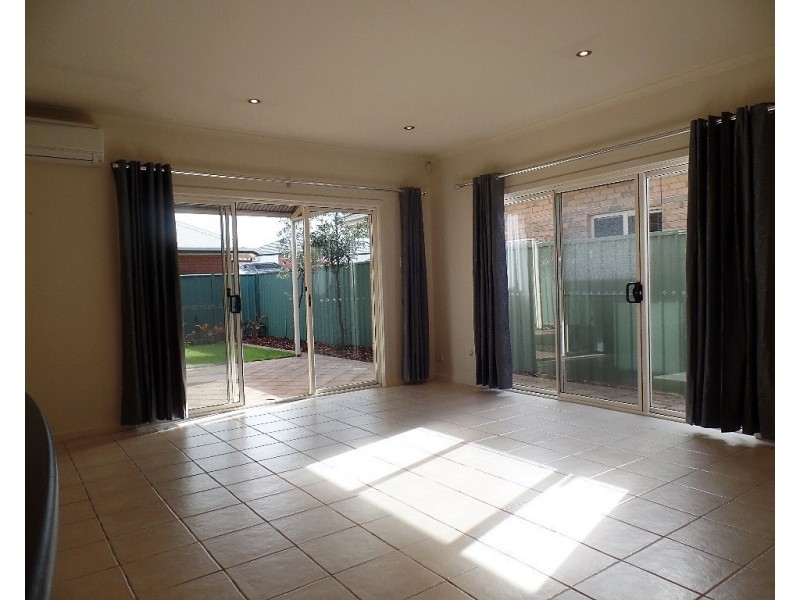 5 Egret Street, Mawson Lakes SA 5095