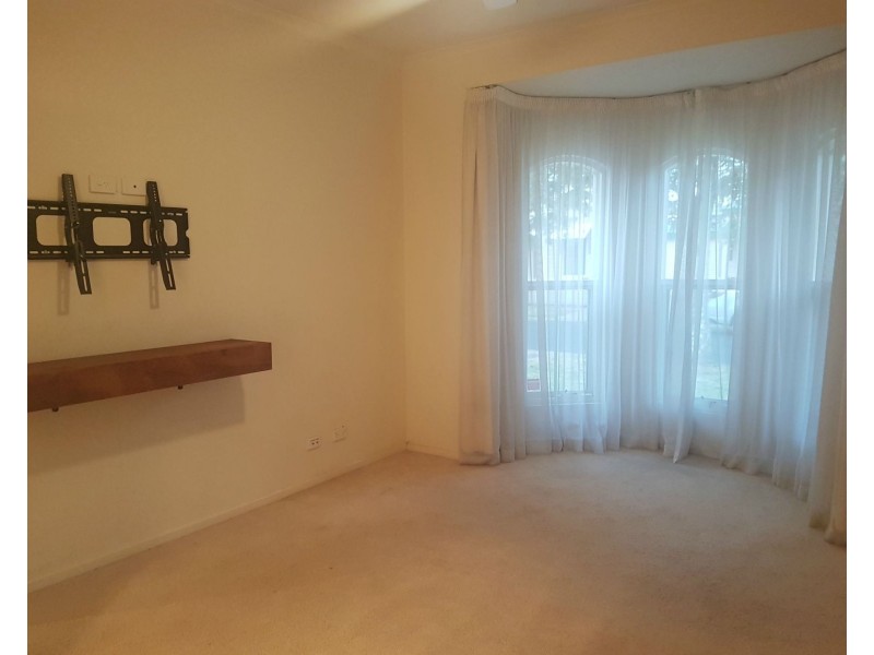 5 Egret Street, Mawson Lakes SA 5095