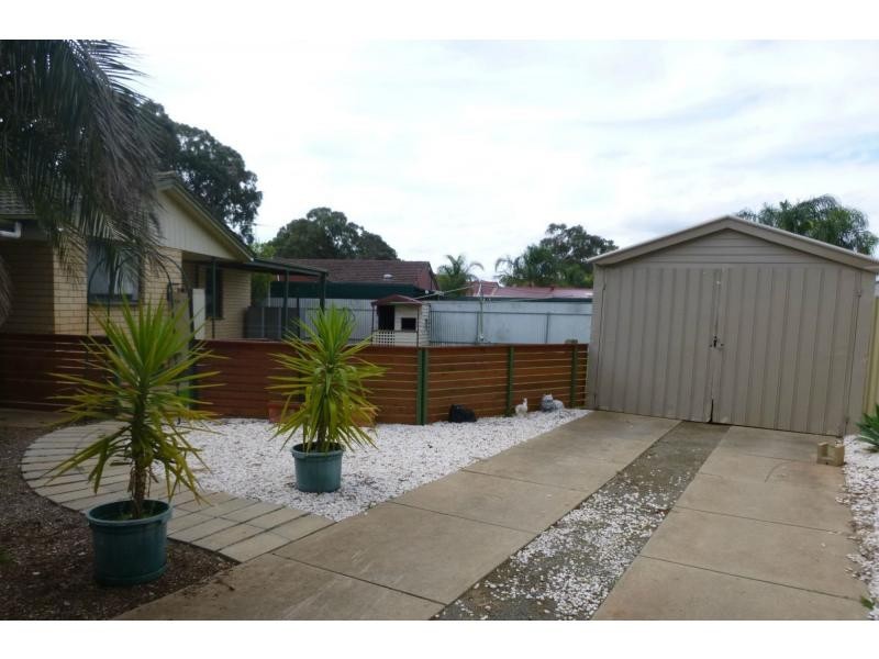 32 Alawoona Road, Munno Para SA 5115