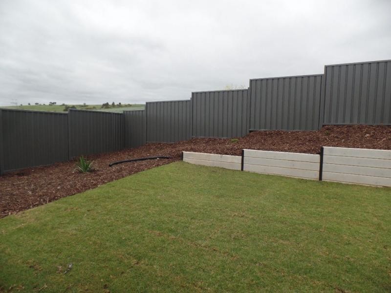 12 Vista Court, Hillbank SA 5112