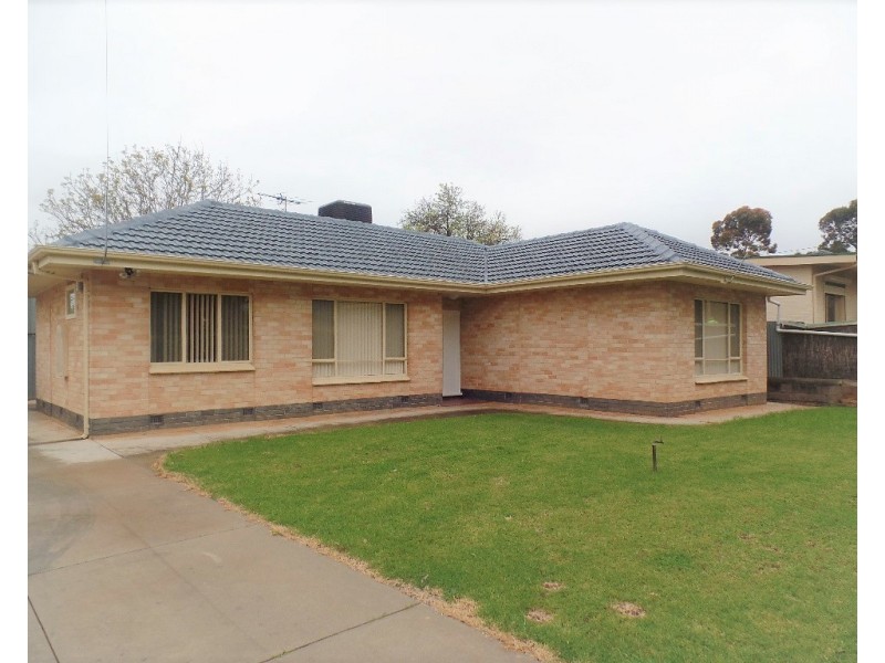 17 Carousel Street, Para Vista SA 5093
