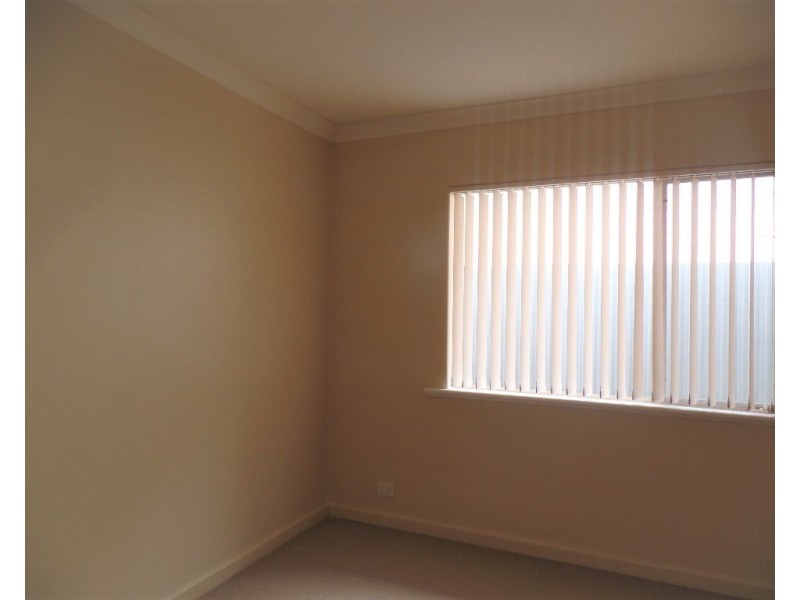 17 Carousel Street, Para Vista SA 5093