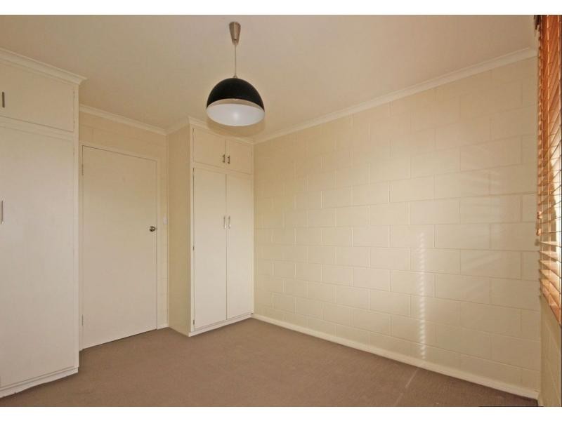 11/21 Laught Avenue, Black Forest SA 5035