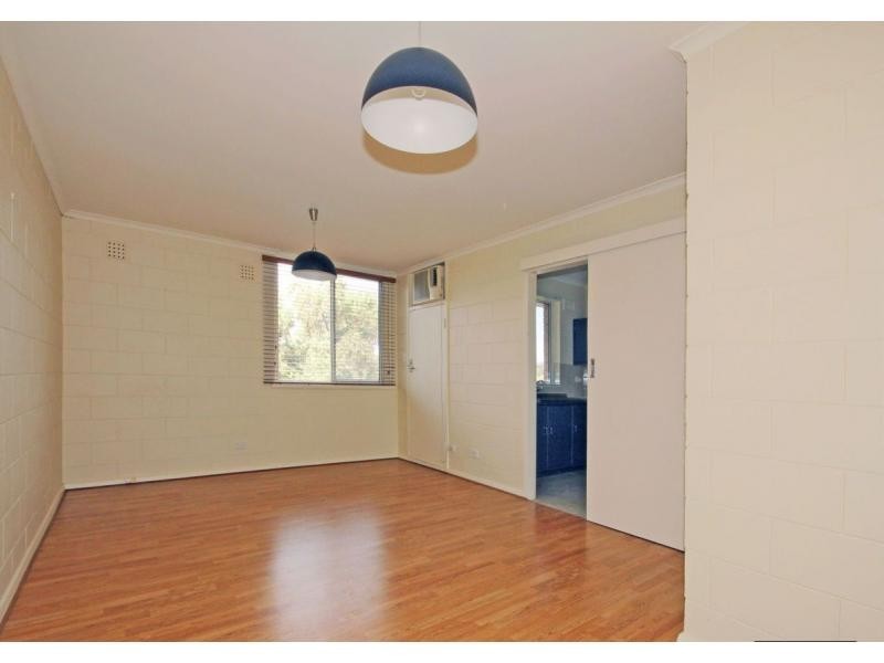 11/21 Laught Avenue, Black Forest SA 5035