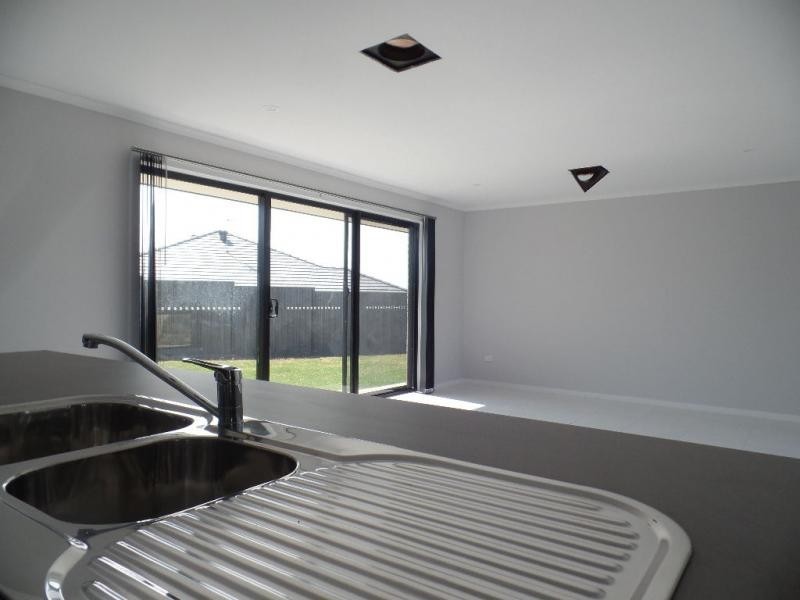 4 Hillbank road, Hillbank SA 5112