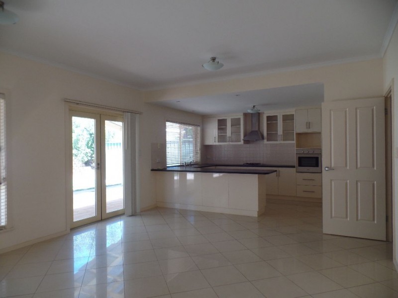 52 Park Way, Mawson Lakes SA 5095