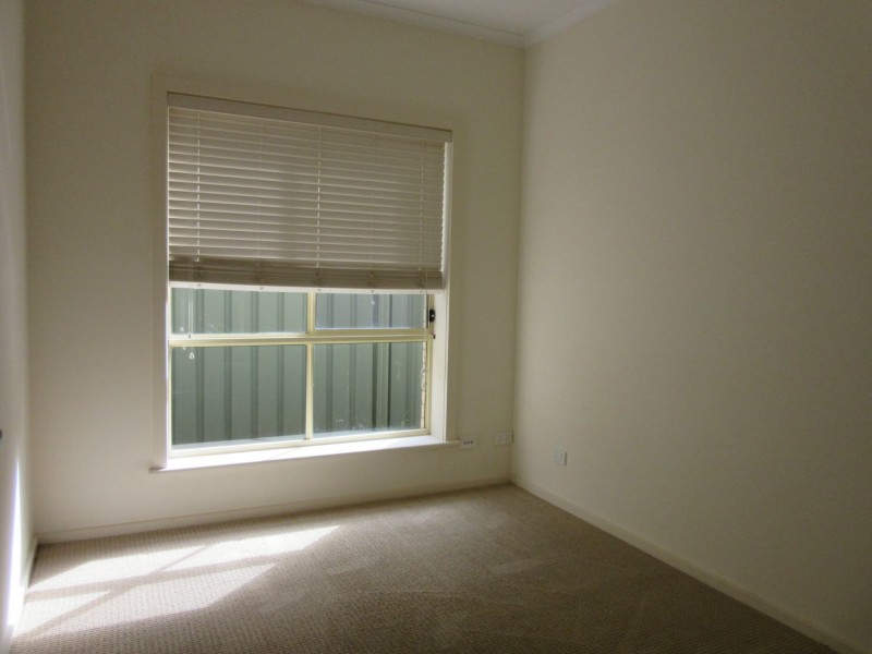 52 Park Way, Mawson Lakes SA 5095