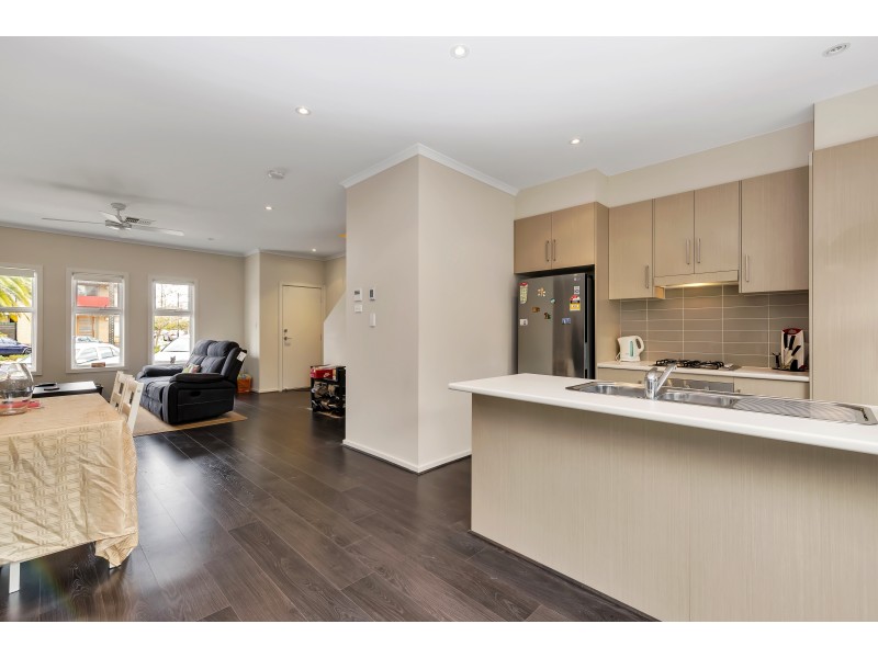 43 Victoria Parade, Mawson Lakes SA 5095