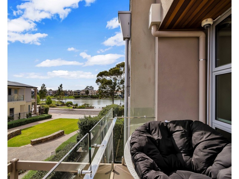 6 Morphett Pl, Mawson Lakes SA 5095