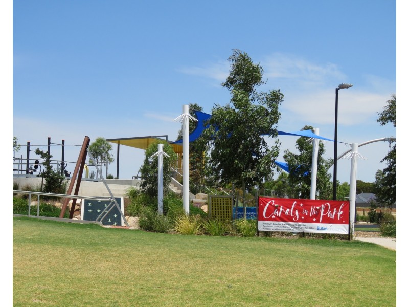 9 Charleston Crescent, Blakeview SA 5114