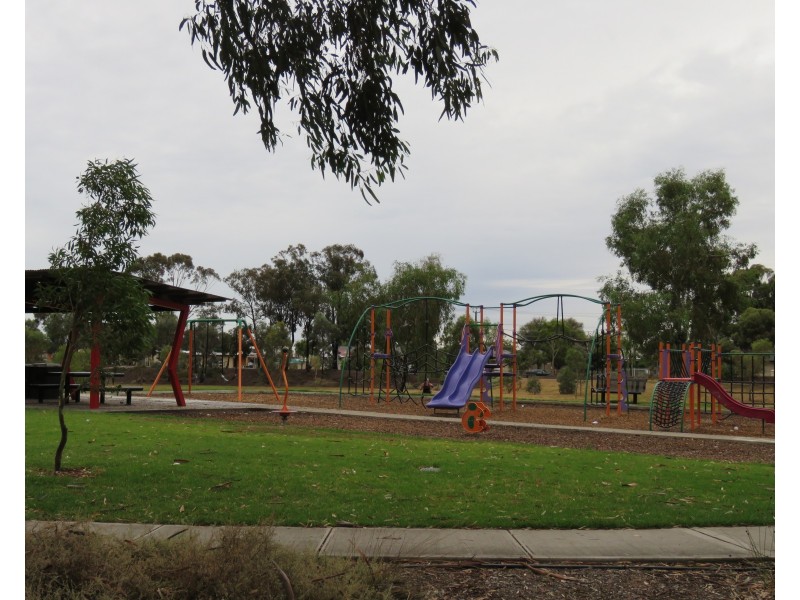 46 Kent St, Mansfield Park SA 5012