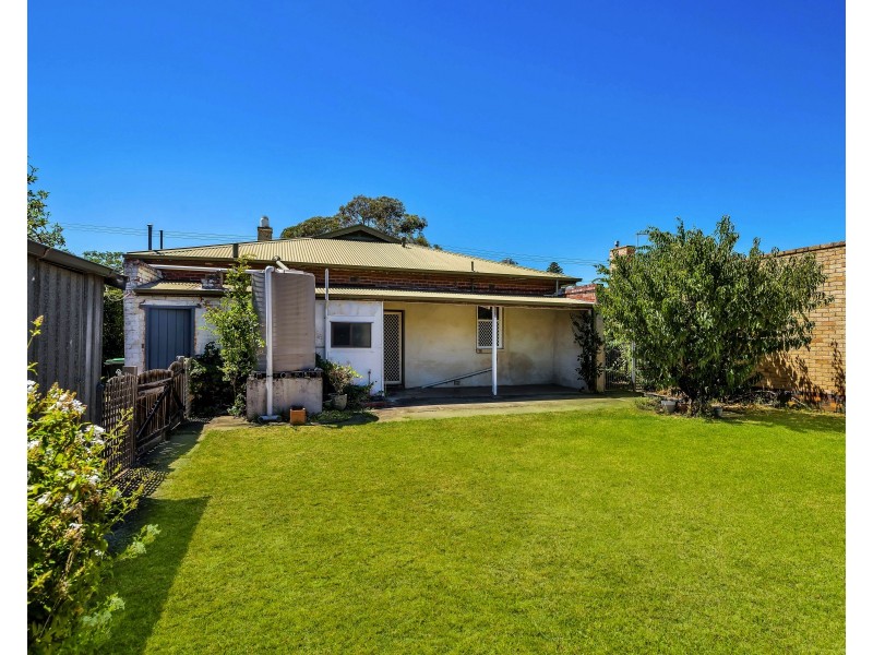 15 Collingrove Ave, Broadview SA 5083