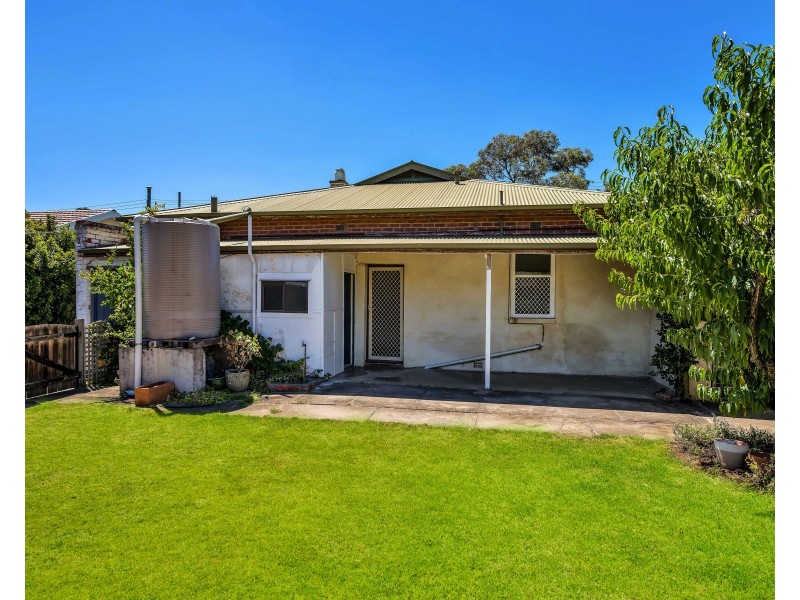 15 Collingrove Ave, Broadview SA 5083