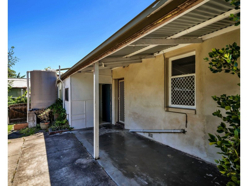 15 Collingrove Ave, Broadview SA 5083