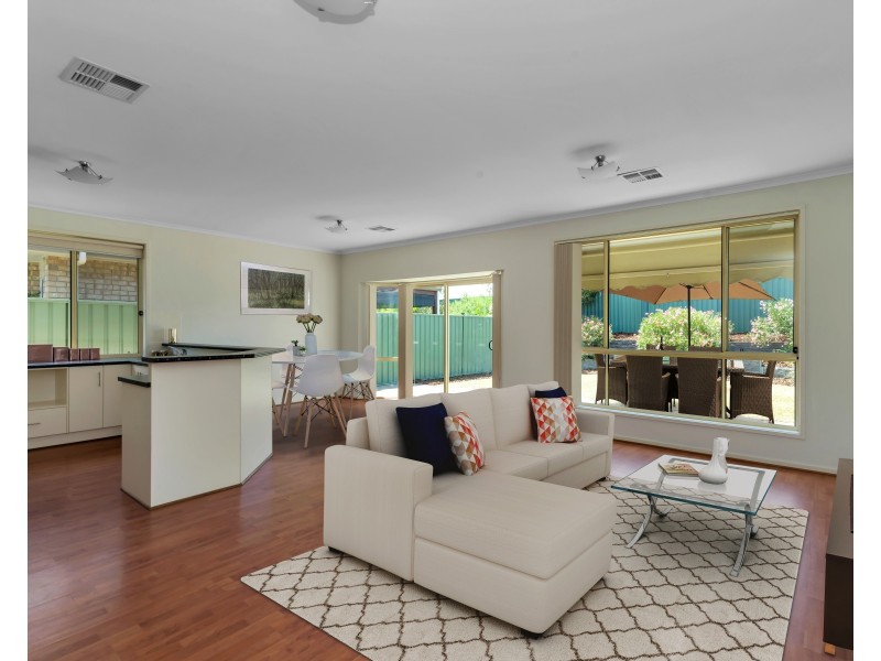 12 Lorentz Ct, Mawson Lakes SA 5095