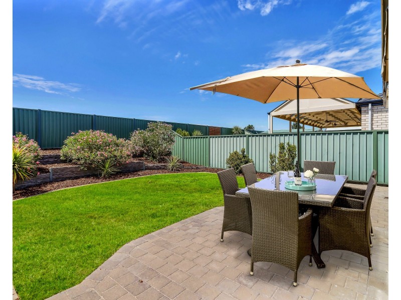 12 Lorentz Ct, Mawson Lakes SA 5095