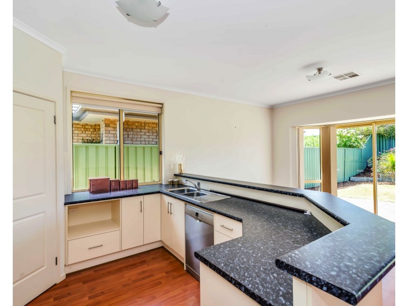 12 Lorentz Ct, Mawson Lakes SA 5095